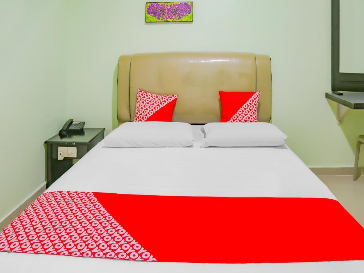 OYO 90269 Hotel Indorasa 2 Jodoh  Bagian luar foto